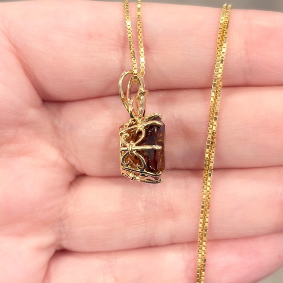 Vintage 14K Gold Smoky Quartz Pendant Necklace: Filigree Bow, Star Cut - Picture 8 of 10